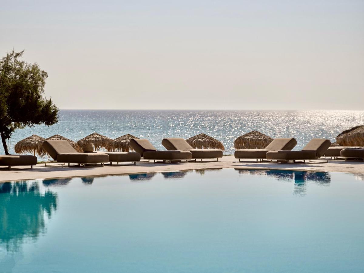 The Bay Hotel & Suites Vasilikí Esterno foto