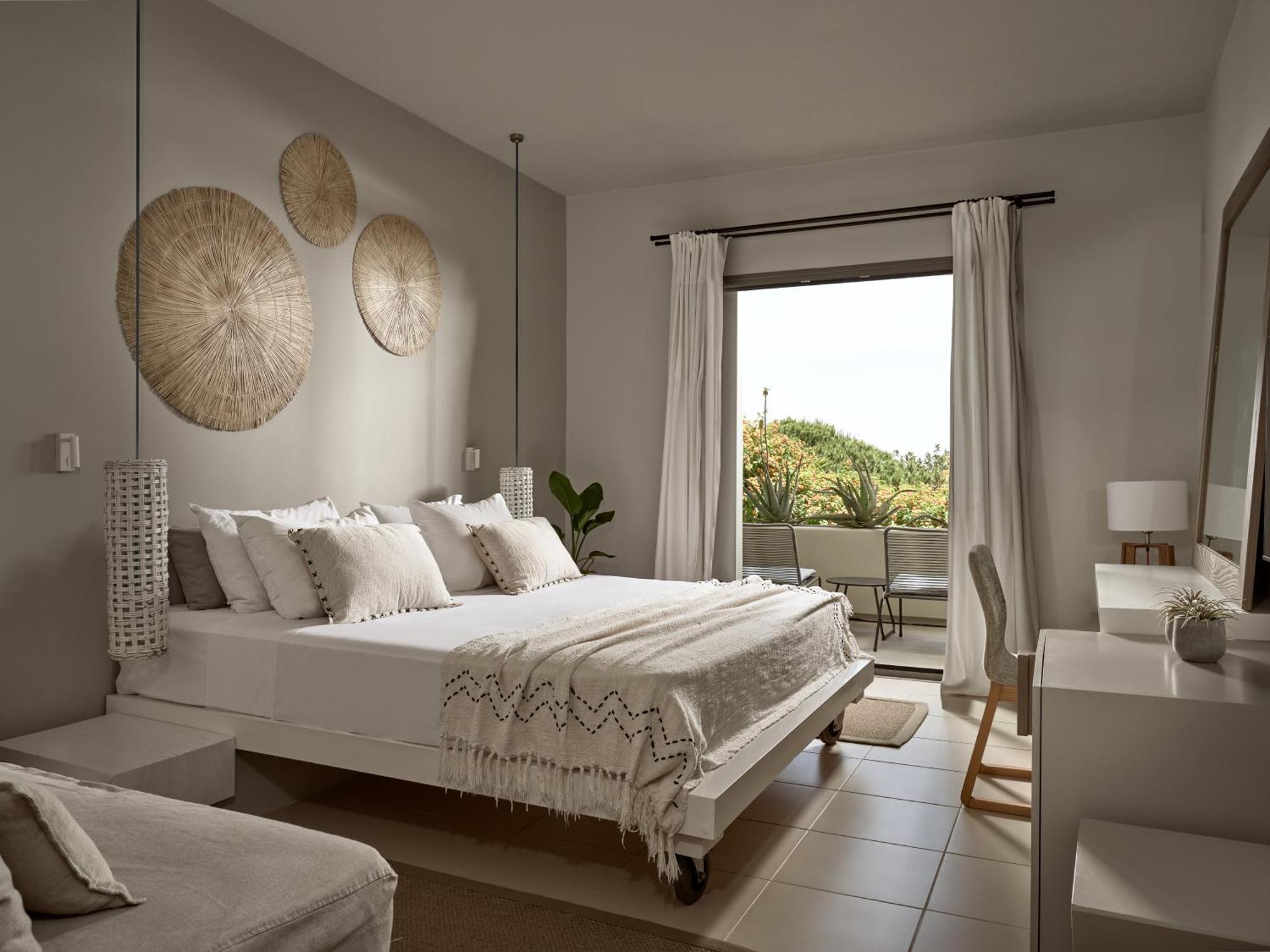 The Bay Hotel & Suites Vasilikí Esterno foto