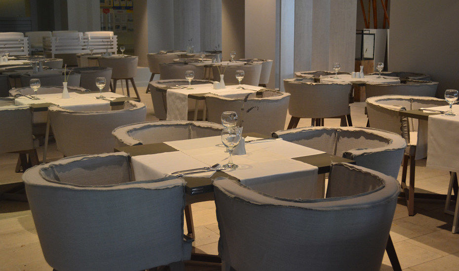 The Bay Hotel & Suites Vasilikí Esterno foto